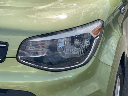 Used 2019 Kia Soul FWD image 17