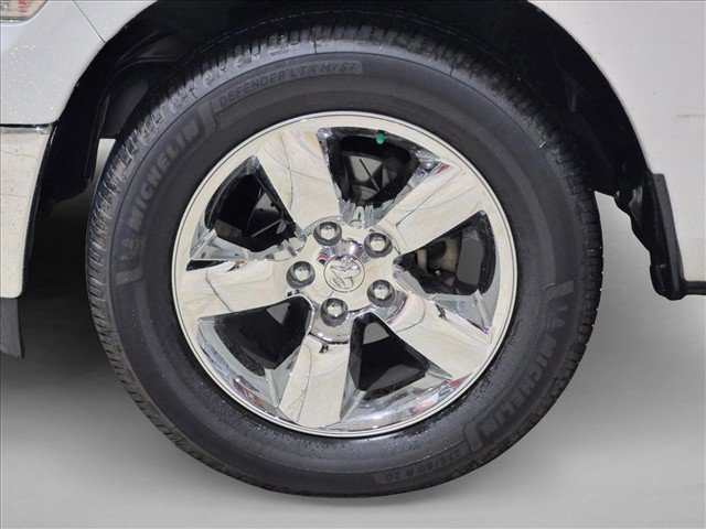 Used 2017 RAM 1500 Big Horn RWD image 9