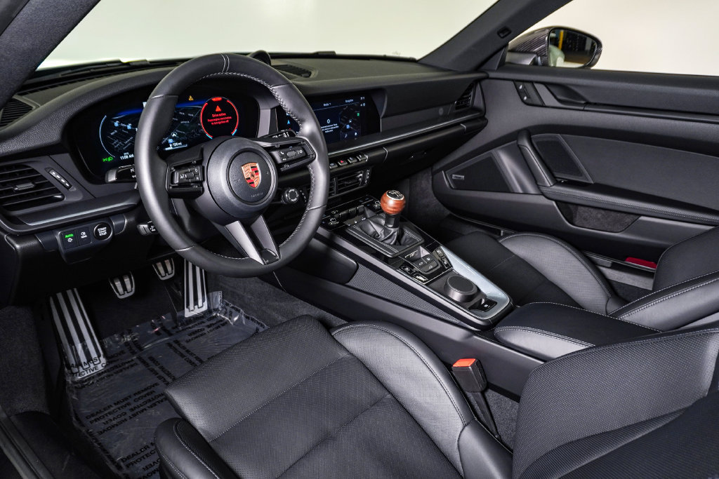 Certified 2026 Porsche 911 Carrera T RWD image 4