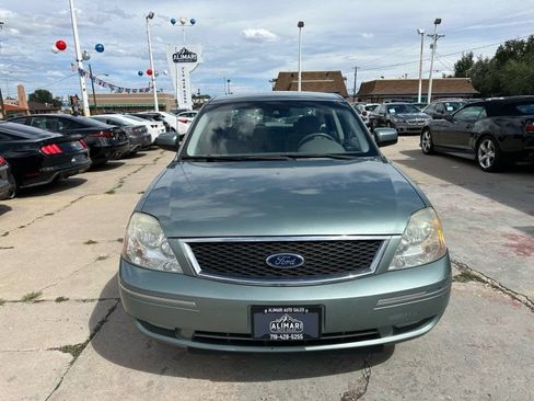 Used 2005 Ford Five Hundred SEL FWD image 2