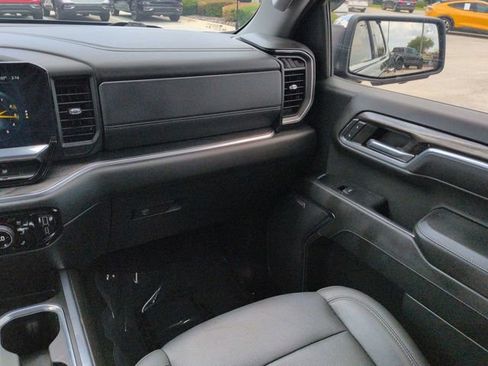 Used 2024 Chevrolet Silverado 1500 LTZ w/ Technology Package AWD/4WD image 17