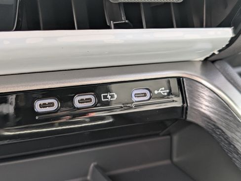 New 2026 Lexus TX 500h AWD image 24