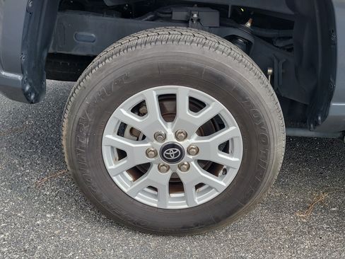 Certified 2024 Toyota Tacoma SR5 RWD image 10