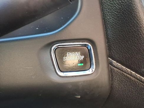 Used 2019 GMC Acadia SLE FWD image 26