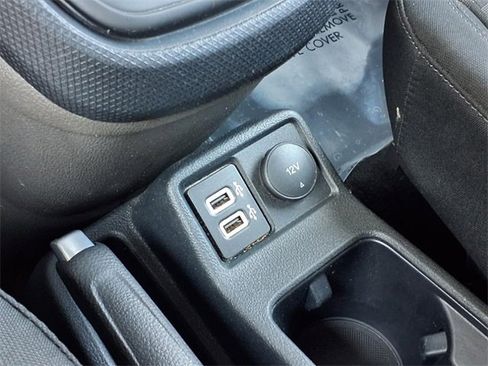 Used 2022 Ford Transit Connect XLT image 17