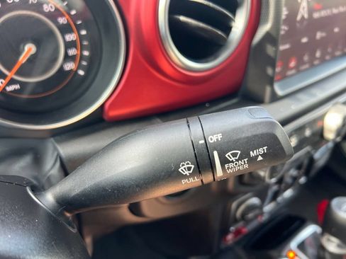 Used 2023 Jeep Gladiator Rubicon w/ Cold Weather Group AWD/4WD image 27