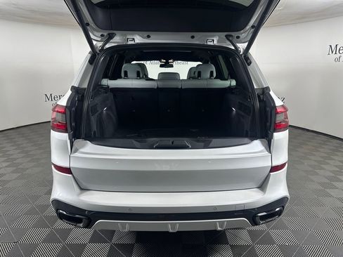 Used 2023 BMW X5 xDrive40i w/ Executive Package AWD/4WD image 18