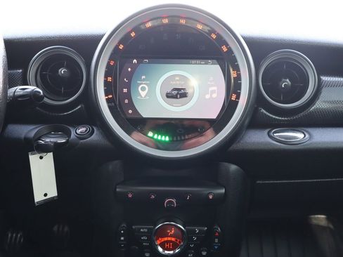 Used 2013 MINI Cooper S FWD image 30