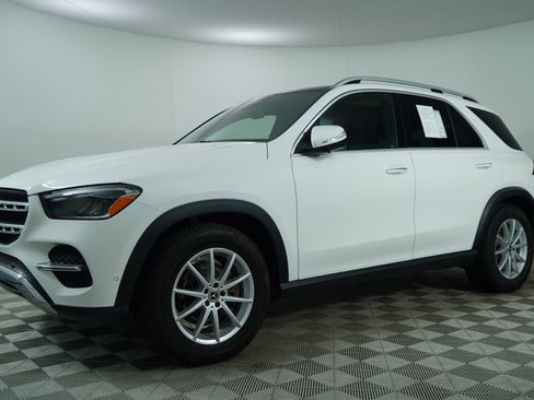 Used 2024 Mercedes-Benz GLE 350 4MATIC image 5