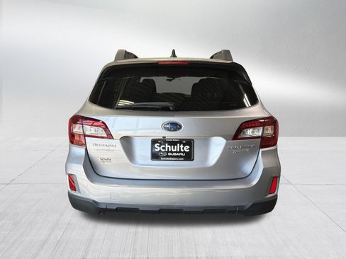 Used 2016 Subaru Outback 2.5i Limited AWD/4WD image 6
