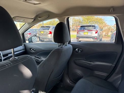 Used 2017 Nissan Versa Note SV image 19
