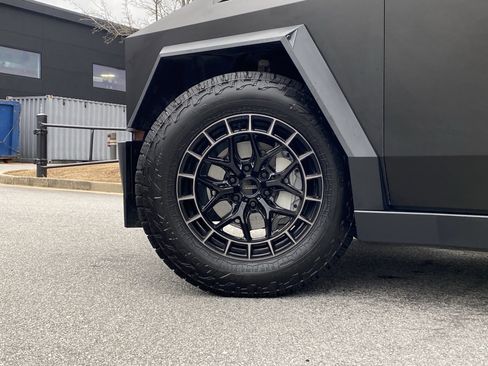 Used 2024 Tesla Cybertruck Cyberbeast image 49