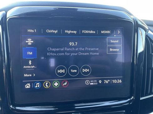 Used 2023 Chevrolet Traverse LT image 13