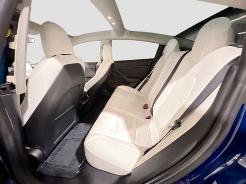 Used 2022 Tesla Model 3 Performance AWD/4WD image 18