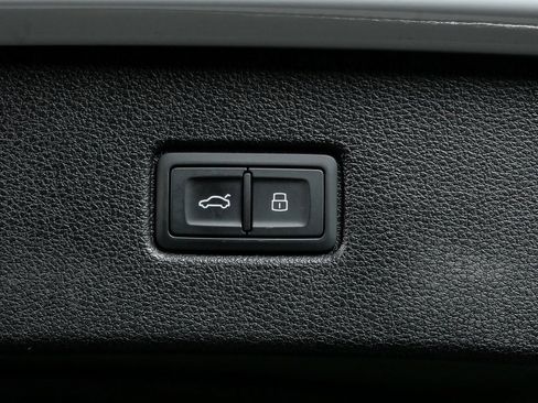 Used 2022 Audi Q7 3.0T Premium Plus w/ Premium Plus Package image 33