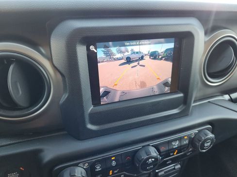 Used 2020 Jeep Gladiator Sport w/ Quick Order Package 24S image 22