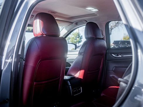 Used 2023 MAZDA CX-5 Carbon Edition image 32