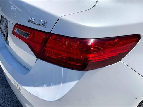 Used 2014 Acura ILX FWD image 32