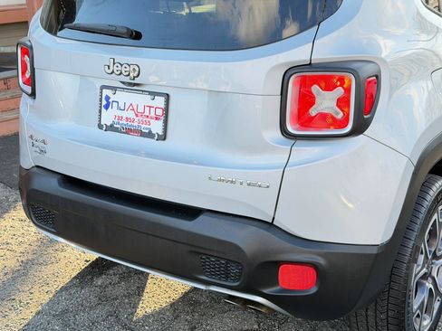 Used 2015 Jeep Renegade Limited AWD/4WD image 86
