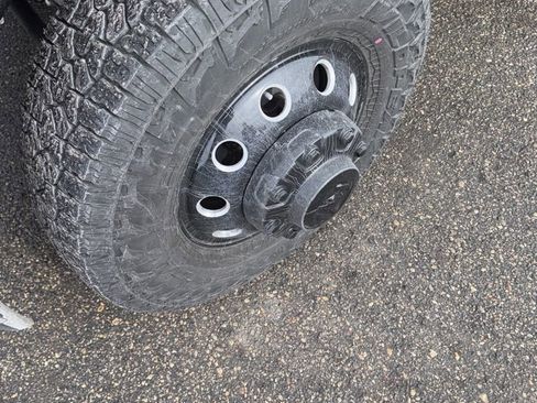 Used 2025 RAM 3500 Limited image 5