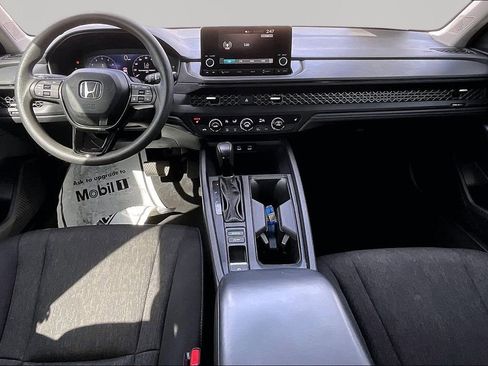 Used 2023 Honda Accord EX image 8