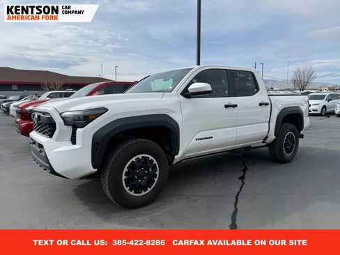 Used 2025 Toyota Tacoma TRD Off-Road image 1