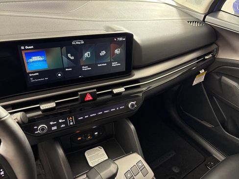 New 2026 Kia Sportage EX FWD image 36