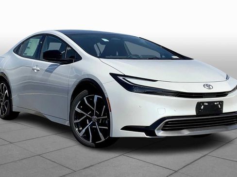 New 2026 Toyota Prius XSE Premium image 2