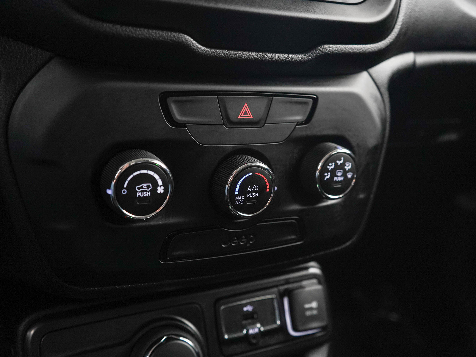 Used 2020 Jeep Renegade Sport AWD/4WD image 22