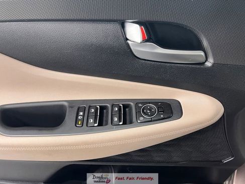 Used 2019 Hyundai Santa Fe SEL FWD image 23