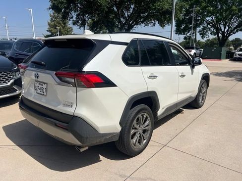 Used 2022 Toyota RAV4 Limited AWD/4WD image 3