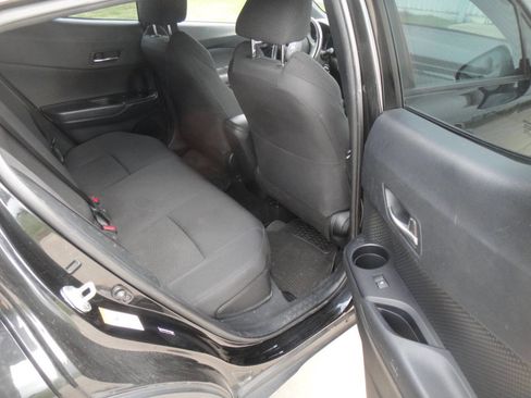 Used 2018 Toyota C-HR XLE image 15