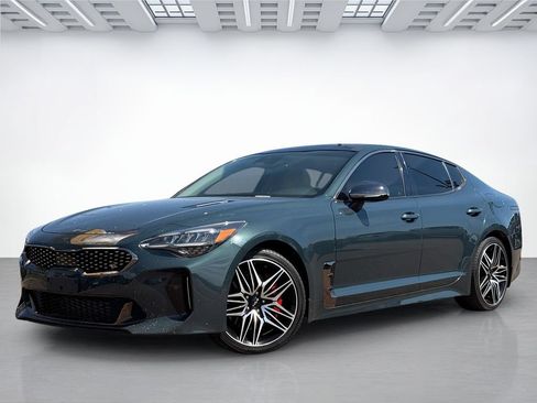 Used 2022 Kia Stinger GT1 RWD image 3