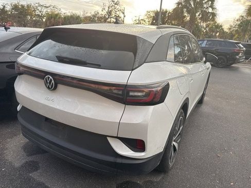 Used 2023 Volkswagen ID.4 Pro S image 9