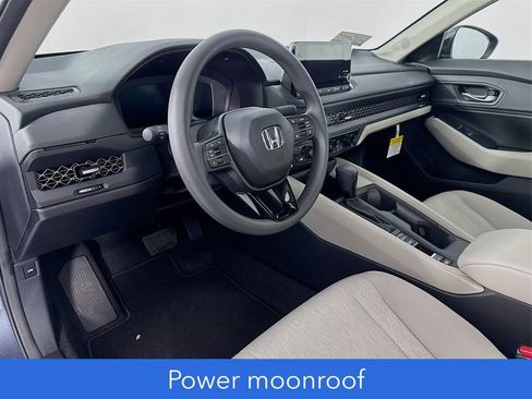 Used 2025 Honda Accord SE image 18