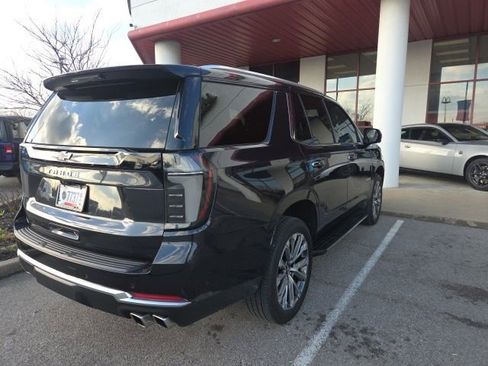 Used 2025 Chevrolet Tahoe High Country image 23
