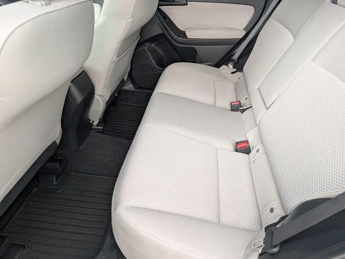 Used 2015 Subaru Forester 2.5i Premium AWD/4WD image 18