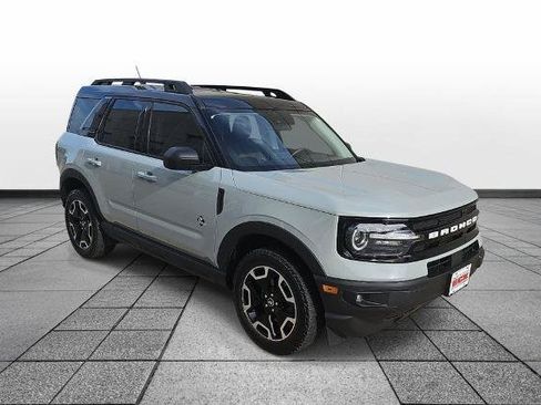 Certified 2023 Ford Bronco Sport Outer Banks w/ Tech Package AWD/4WD image 3