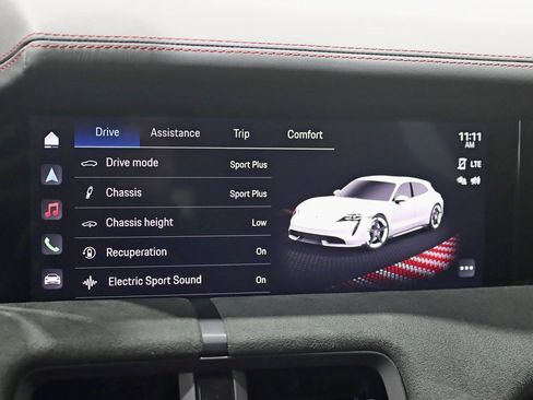 Used 2024 Porsche Taycan GTS image 25
