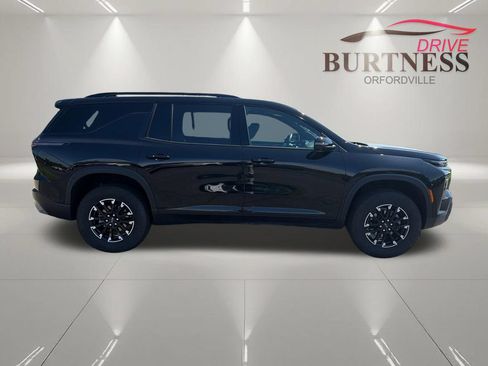 Certified 2025 Chevrolet Traverse Z71 w/ Enhanced Driving Package AWD/4WD image 9