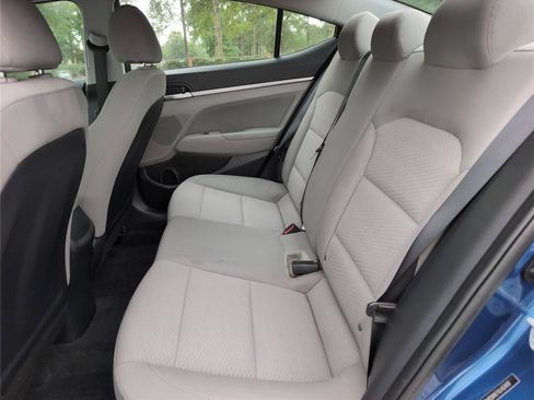Used 2020 Hyundai Elantra SEL FWD image 35