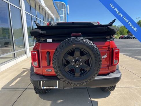 Used 2024 Ford Bronco Black Diamond AWD/4WD image 6