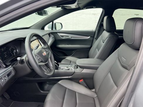 New 2026 Cadillac XT5 Luxury AWD/4WD image 8