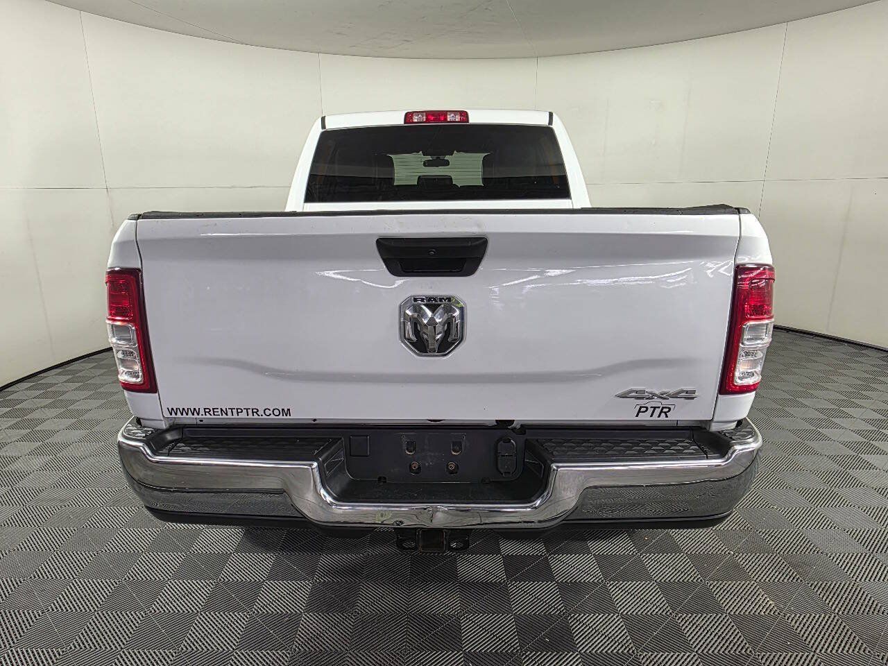 Used 2022 RAM 2500 Tradesman w/ Chrome Appearance Group AWD/4WD image 6