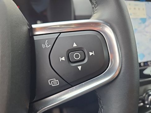 Certified 2023 Volvo C40 P8 Recharge Plus w/ Climate Package image 27