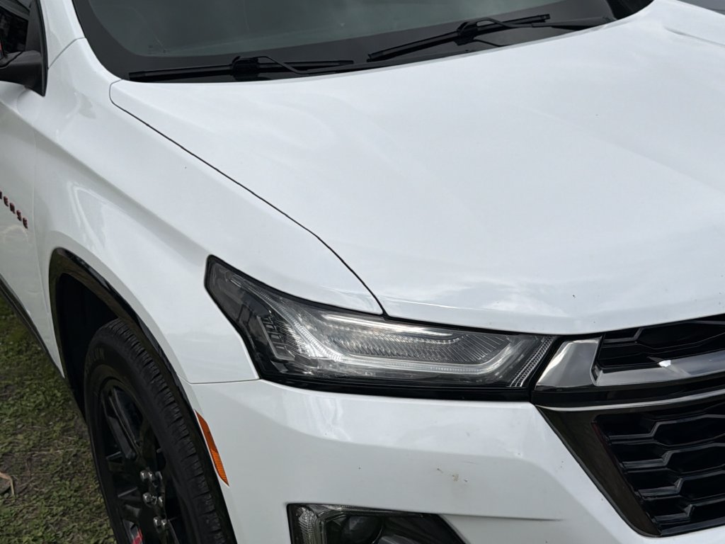 Used 2023 Chevrolet Traverse Premier w/ Redline Edition FWD image 2