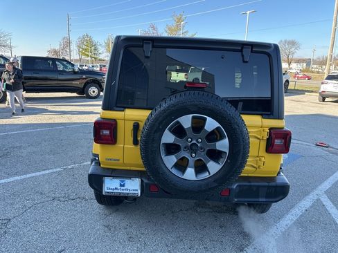 Used 2021 Jeep Wrangler Unlimited Sahara image 27