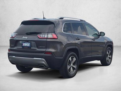 Used 2019 Jeep Cherokee Limited AWD/4WD image 5