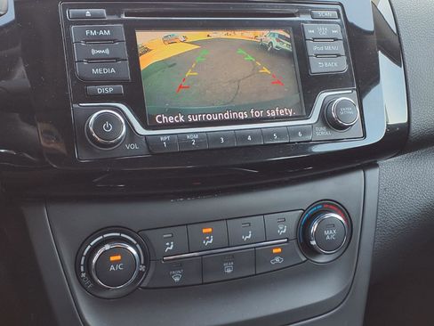 Used 2017 Nissan Sentra SV w/ Style Package image 25