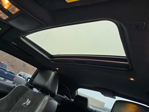 Used 2017 Dodge Challenger R/T Scat Pack w/ Leather Interior Group image 11